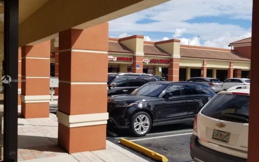 15852 SW 137 Ave, Miami, FL 33177