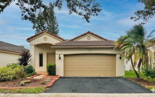 1455 Mira Vista Cir Weston, FL 33327