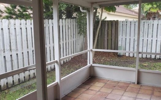 1455 Mira Vista Cir Weston, FL 33327