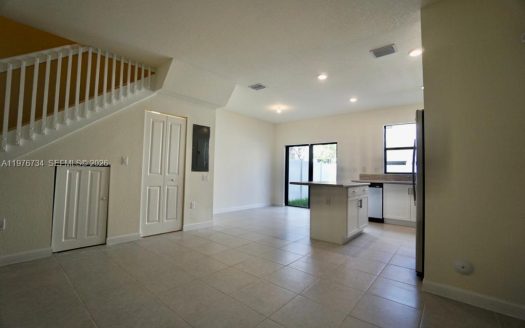 3429 W 111 Place Hialeah, FL 33018