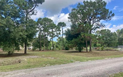 570 N Palm Street Clewiston, FL 33440