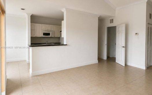 21100 SW 87th Ave #304 Cutler Bay, FL 33189