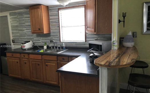 11201 SW  55Th Av. Miramar Fl, 33025