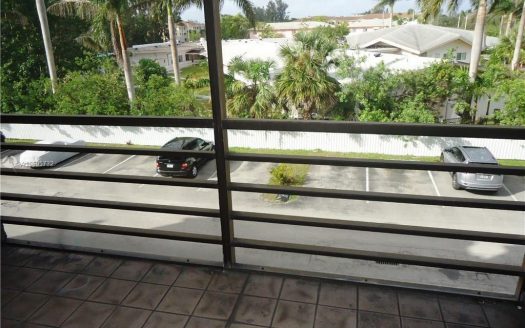 13500 NE 3rd Ct, North Miami, FL 33161