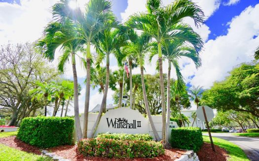 1721 Whitehall Dr, Davie, FL 33324