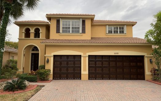4409 Lauren Pl, Weston Fl 33332