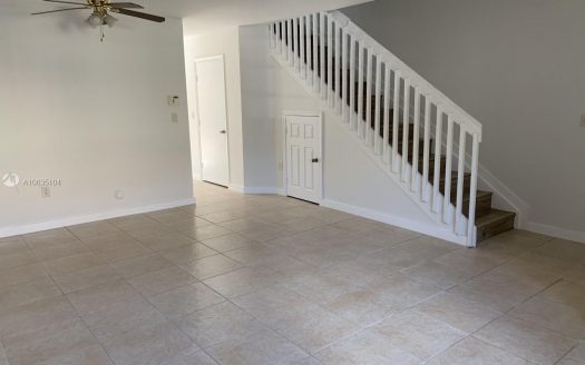 7215 NW 173 rd Dr.#1006, Hialeah Fl 33015