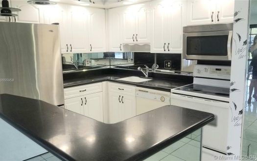 9626 W McNab, Tamarac, FL 33321