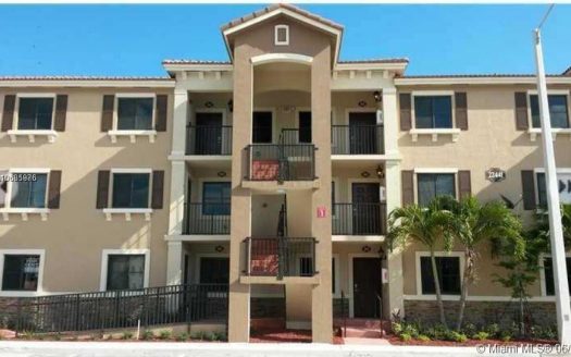 22301 SW 88th Pl, Cutler Bay, FL 33190