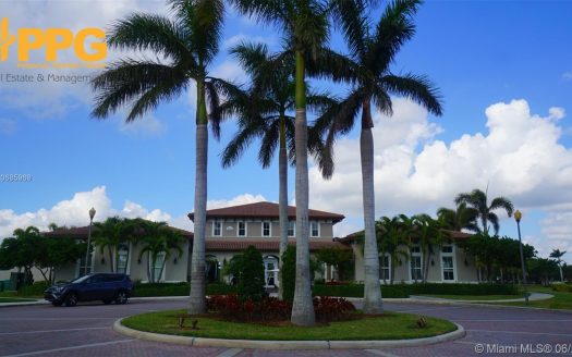 22561 SW 88th Pl, Cutler Bay, FL 33190