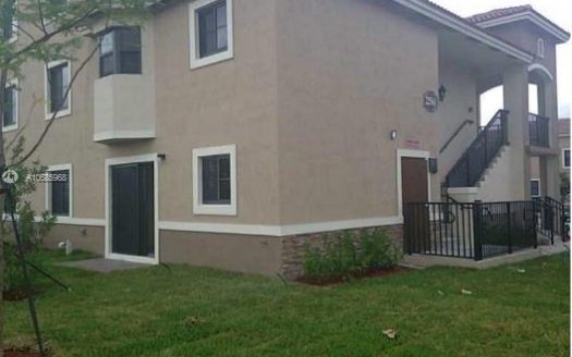 22561 SW 88th Pl, Cutler Bay, FL 33190