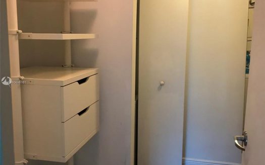 60 SW 13th St, Miami, FL 33130