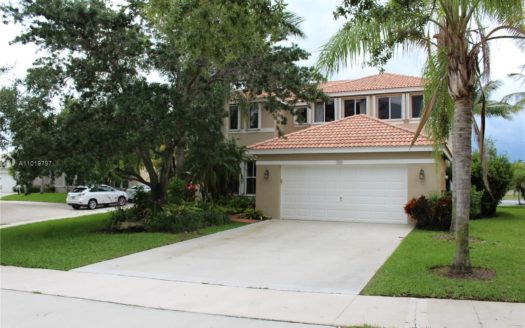 516 Cascade Falls Dr, Weston, FL 33327