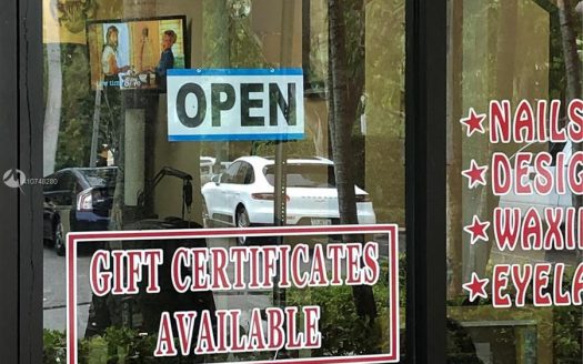 14, Weston, FL 33326