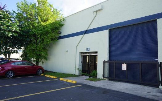 501 Old Griffin Rd, Dania Beach, FL 33004