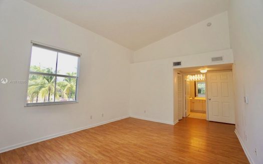 609 E Sheridan St, Dania Beach, FL 33004