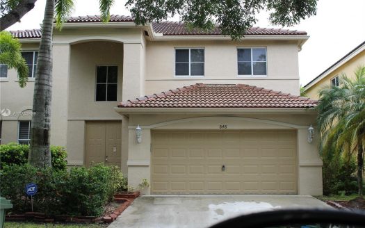 848 Hawthorn Ter, Weston, FL 33327
