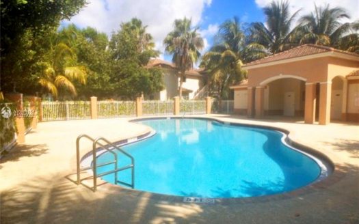 1251 SE SE 28th Ct, Homestead, FL 33035