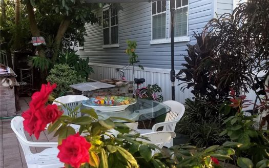 12850 W STR 84 9 Banyan Ln, Davie, FL 33325