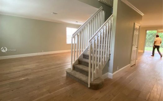 848 Hawthorn Ter, Weston, FL 33327