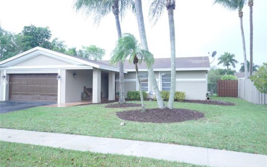 583 SW 168th Way, Weston, FL 33326