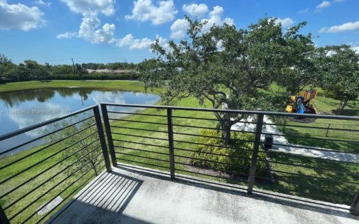 4420 NW 8th Ct #4420,  Plantation, FL 33317-1511