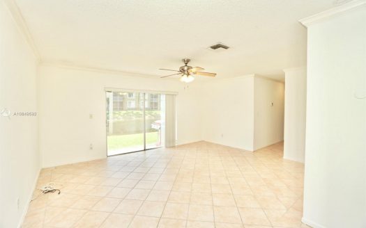 3719 NW 84th Ave, Sunrise, FL 33351