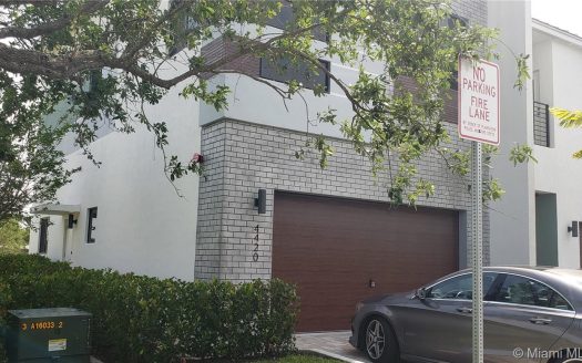 4420 NW 8th Ct #4420,  Plantation, FL 33317-1511