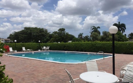 6505 Winfield Blvd, Margate, FL 33063