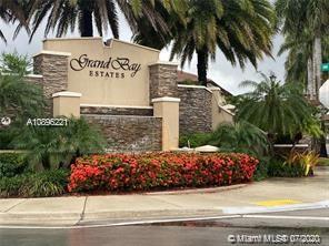 8910 NW 98th Ave, Doral, FL 33178