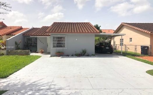 11542 SW 5th St, Sweetwater, FL 33174
