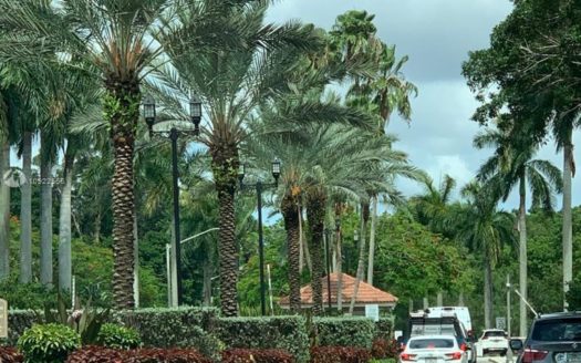 1603 SW 149th Ave, Pembroke Pines, FL 33027