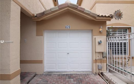 676 NW 170th Ter, Pembroke Pines, FL 33028