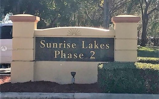 8280 Sunrise Lakes Blvd, Sunrise, FL 33322