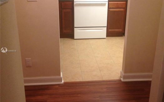 301 SW 113th Way, Pembroke Pines, FL 33025
