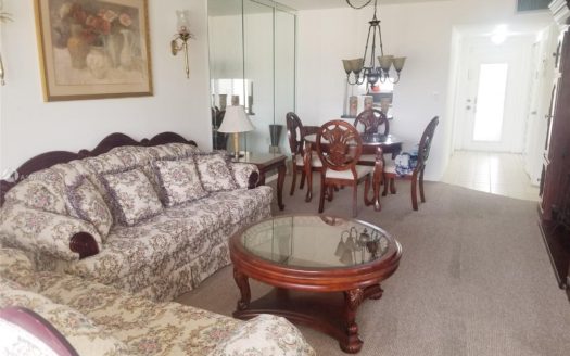 8325 Sunrise Lakes Blvd, Sunrise, FL 33322