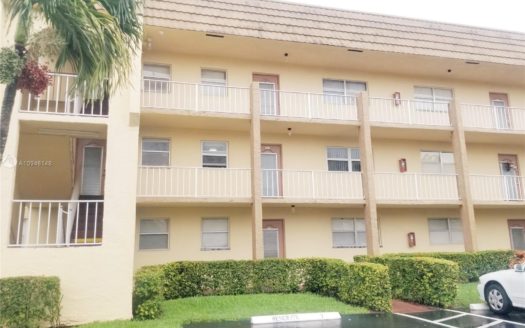 8325 Sunrise Lakes Blvd, Sunrise, FL 33322