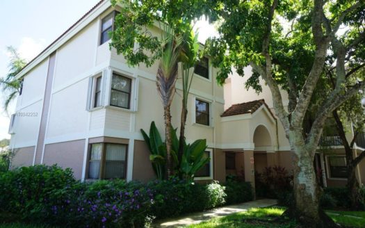 10115 W Sunrise Blvd, Plantation, FL 33322