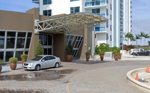 2681 N Flamingo Rd, Sunrise, FL 33323