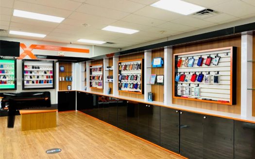 12800 Pines Blvd, Pembroke Pines, FL 33027