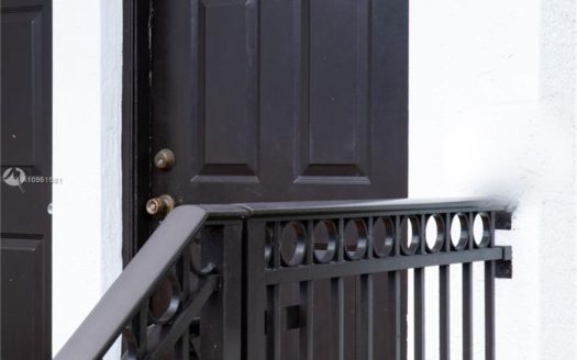 775 SW 148th Ave, Sunrise, FL 33325