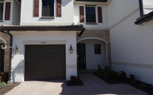 11011 W 33rd Ln, Hialeah, FL 33018