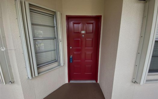 1100 SW 128th Ter, Pembroke Pines, FL 33027