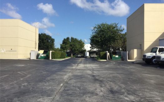 15851 SW 41st, Weston, FL 33331