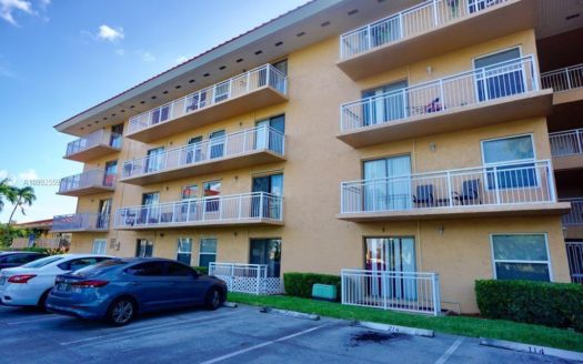 405 S Pine Island Rd, Plantation, FL 33324