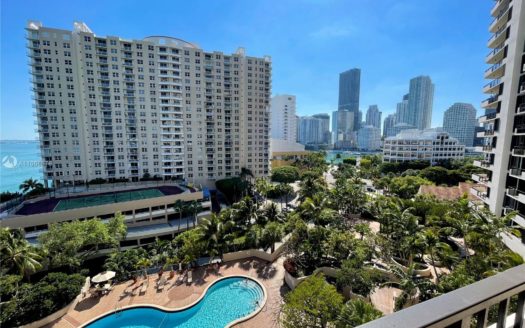 520 Brickell Key Dr, Miami, FL 33131