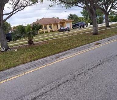 4190 NW 161st St, Miami Gardens, FL 33054