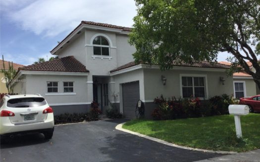 4756 NW 5th Pl, Coconut Creek, FL 33063
