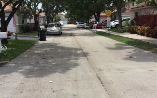 4756 NW 5th Pl, Coconut Creek, FL 33063