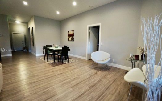 4313 Fox Holw #4313,  Weston, FL 33331-4002